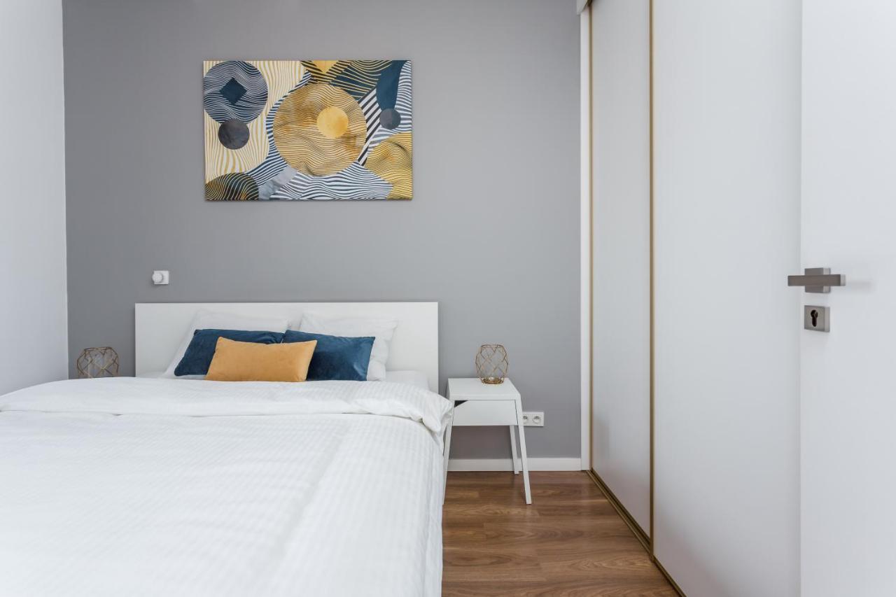Chill Apartments Kolejowa Varşovia Exterior foto